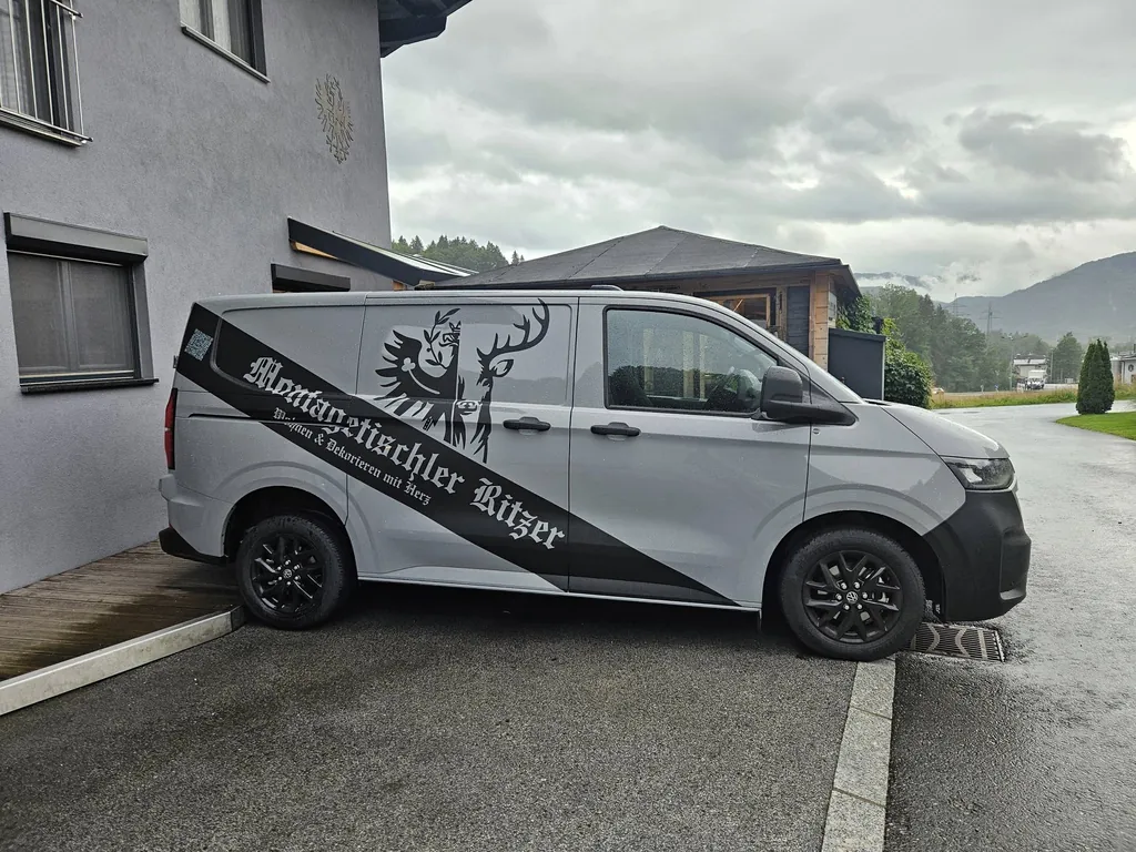 Firmenwagen Montagetischler Ritzer